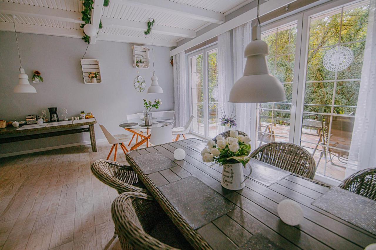 Zacisze Lesne Nad Pilica Bed & Breakfast Spala Exterior photo